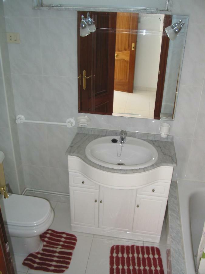 Apartamentos Monica °3 O Pindo Bagian luar foto